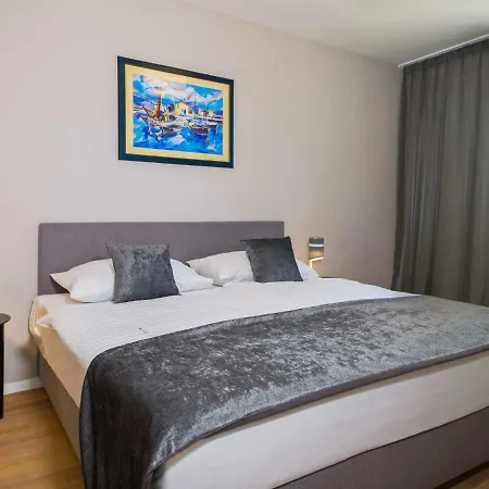 A-r-t- By Interhome Koromačno