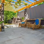 Villa A-r-t- By Interhome *